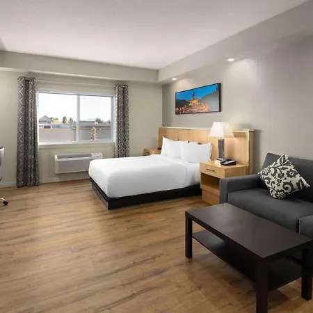 Baymont By Wyndham West Edmonton-3